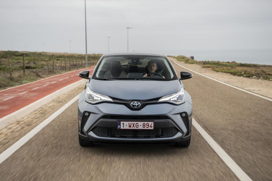  Toyota C-HR Hybrid 2019 года  (WW) (фото 166 из 174)